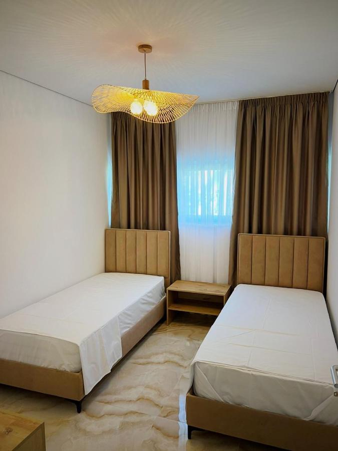 Pine Apartments At San Pietro Resort Durres Bagian luar foto